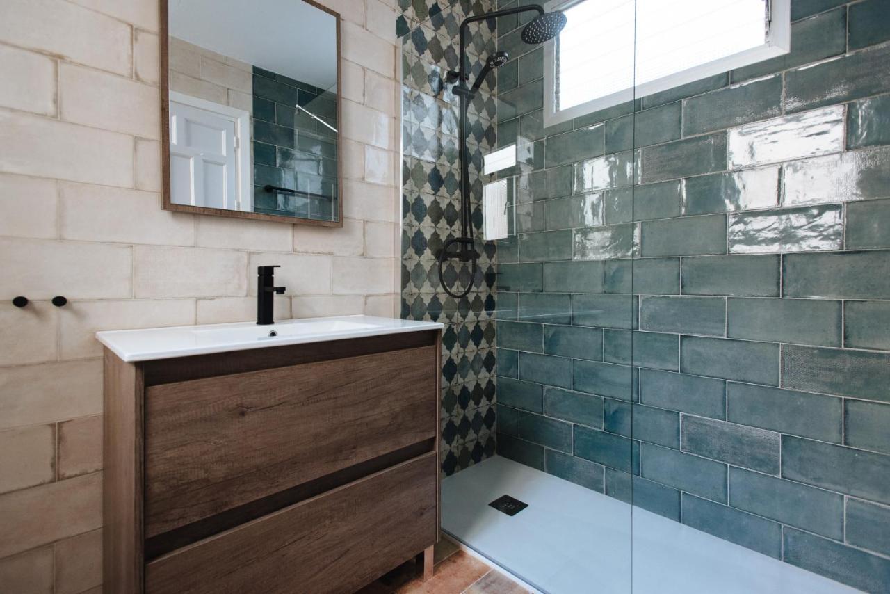 Alhondiga Suite Apartment With Terrace Севилья Экстерьер фото
